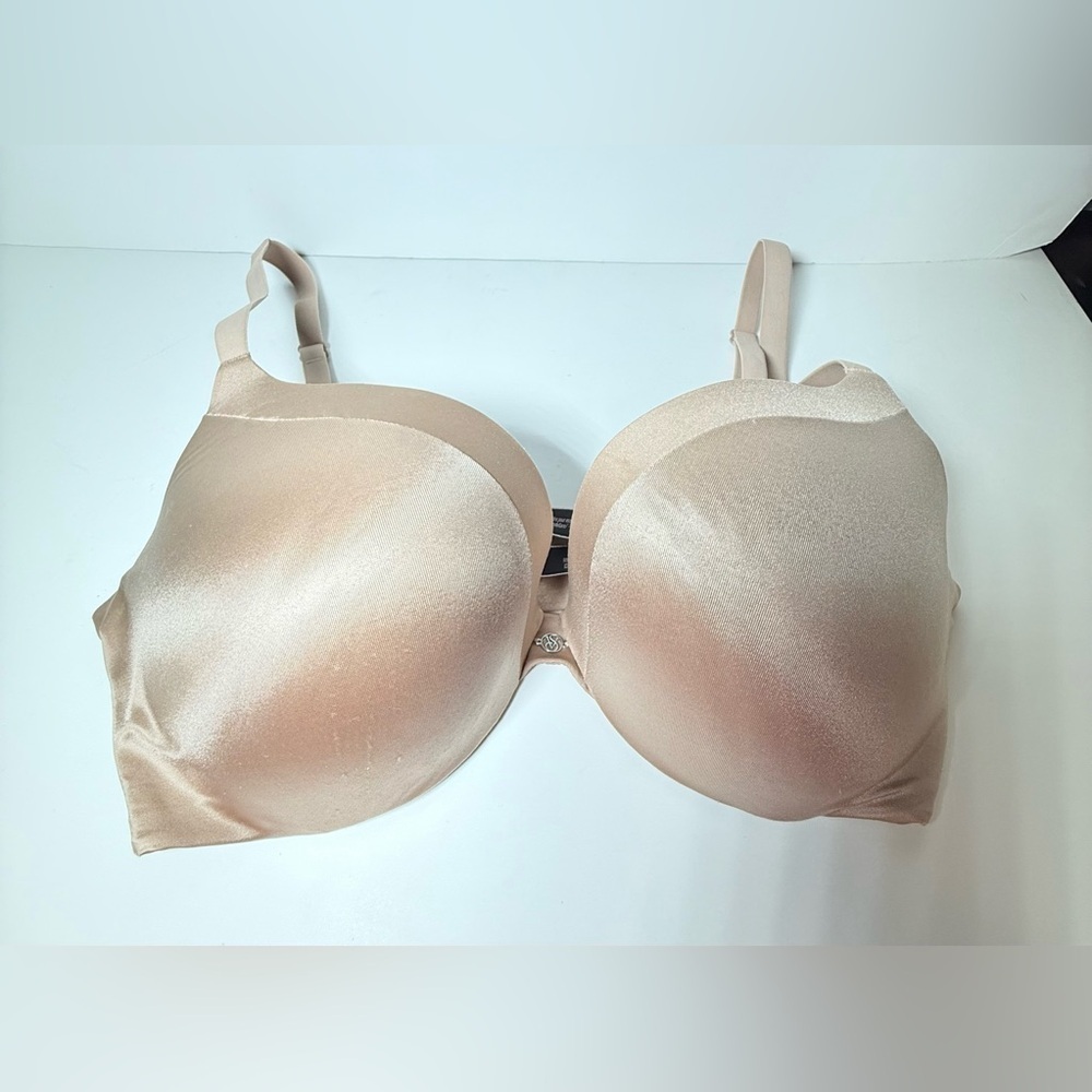 Victoria's Secret Very Sexy Push Up Cream Bra